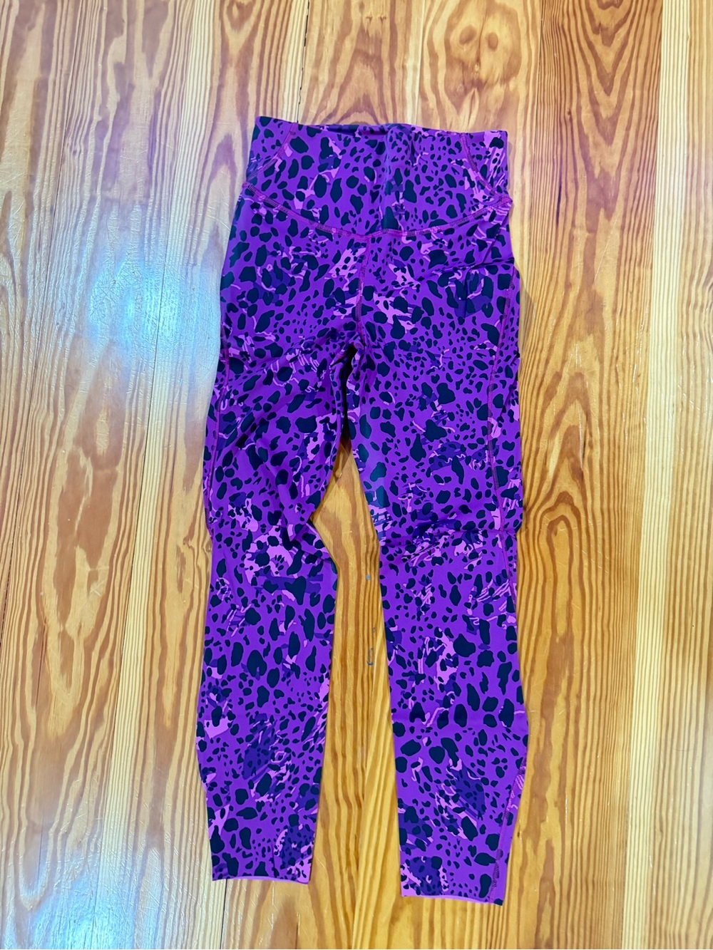 lululemon purple leopard print leggings